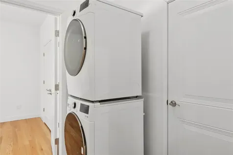 9 Coleen Court Centereach NY 11720