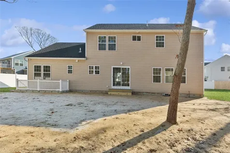 9 Coleen Court Centereach NY 11720