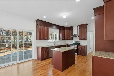 9 Coleen Court Centereach NY 11720