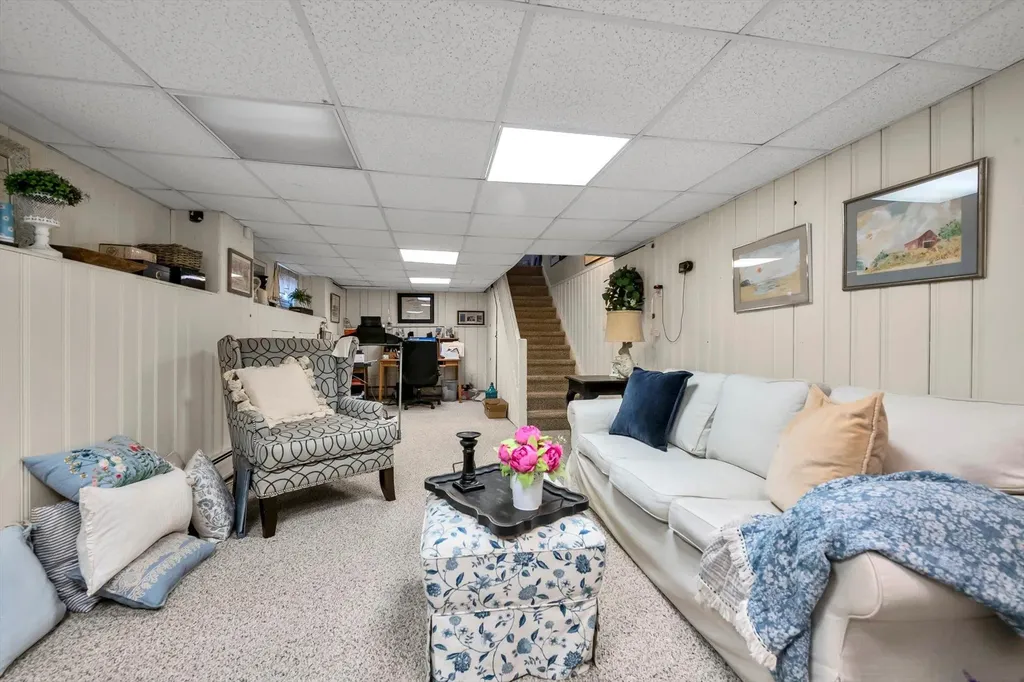 88 Hart Street Lynbrook NY 11563