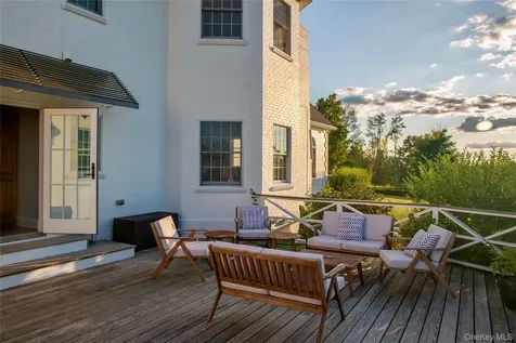 20 Orchard Hill Drive Millbrook NY 12545