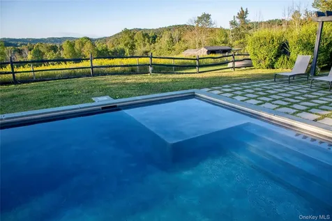 20 Orchard Hill Drive Millbrook NY 12545