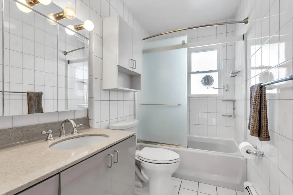89 Toronto Avenue Massapequa NY 11758