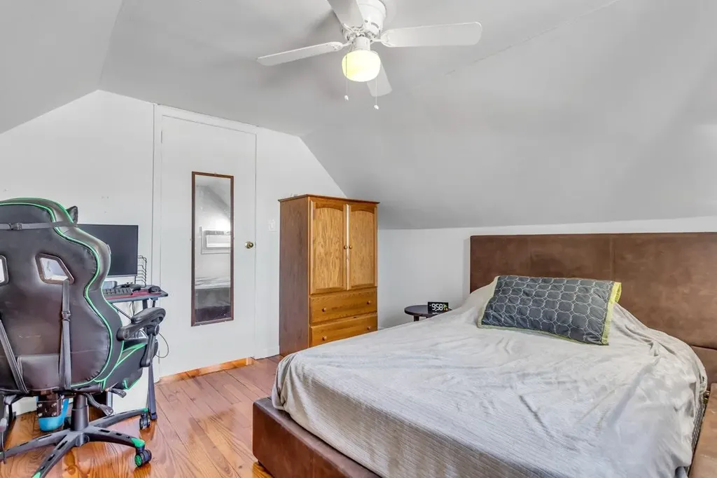 89 Toronto Avenue Massapequa NY 11758