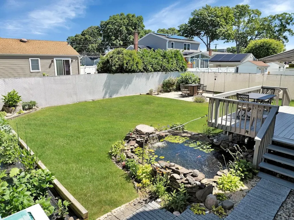 89 Toronto Avenue Massapequa NY 11758