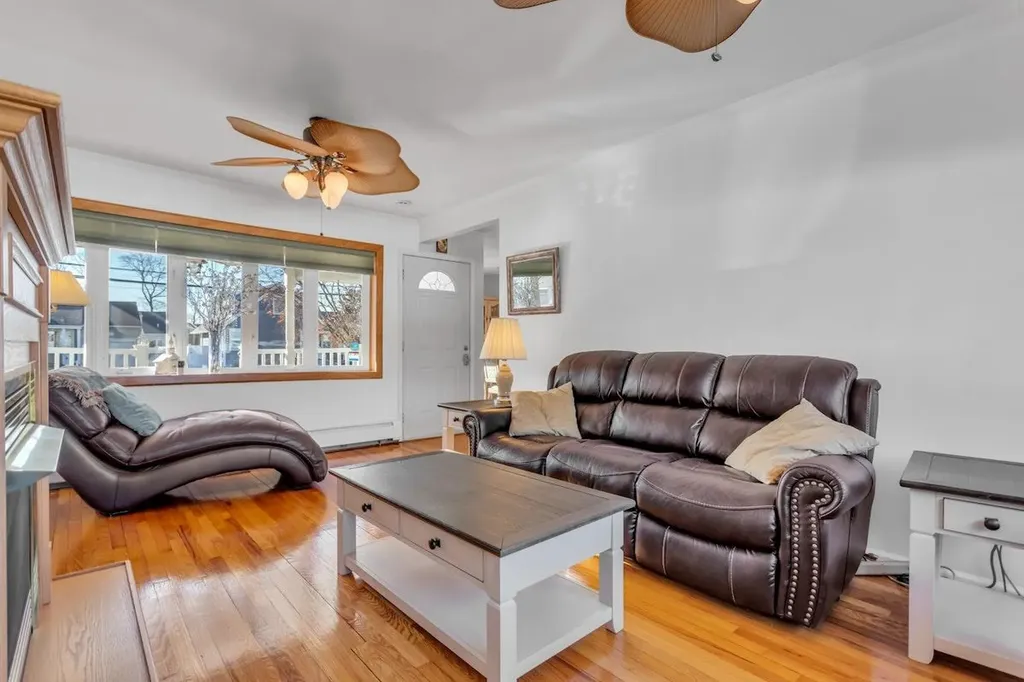 89 Toronto Avenue Massapequa NY 11758