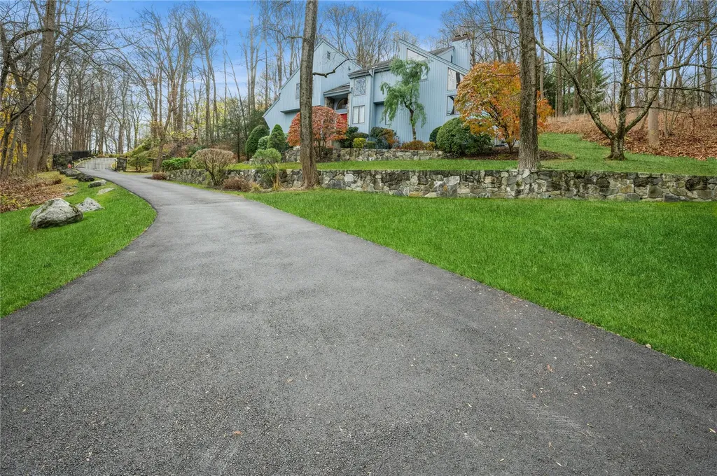3 Greenridge Drive Chappaqua NY 10514
