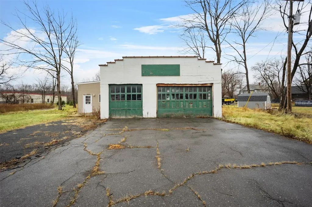 79 Maple Avenue Catskill NY 12414