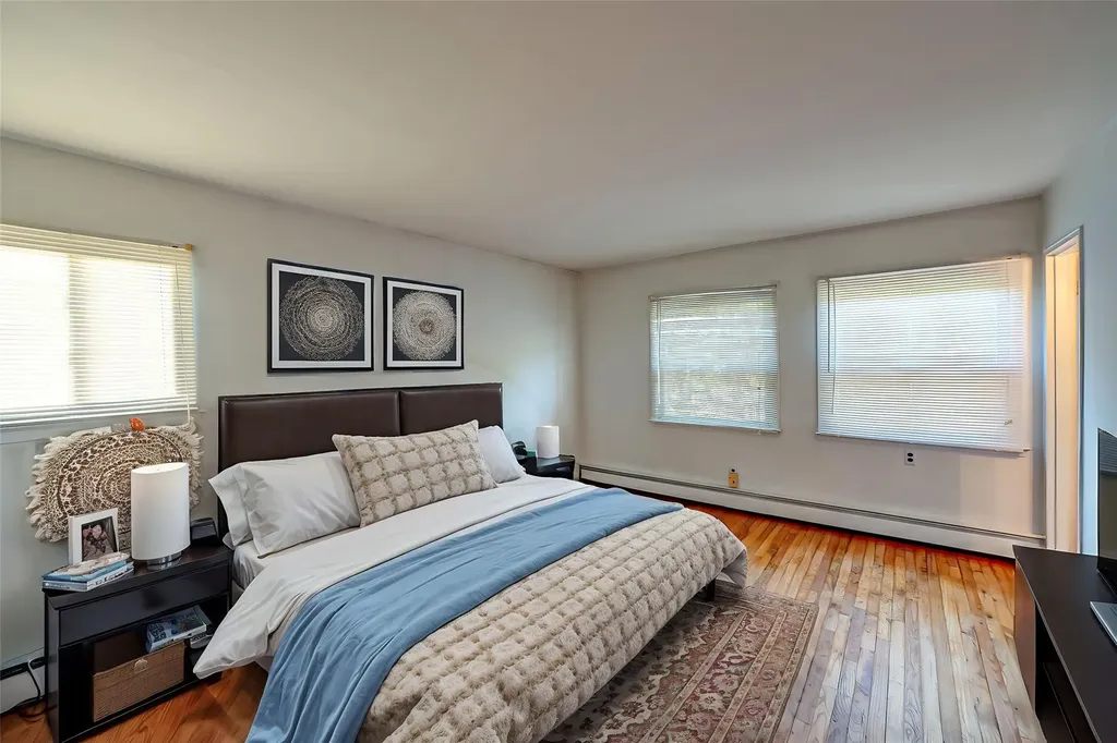 8 Dorchester Drive Coram NY 11727