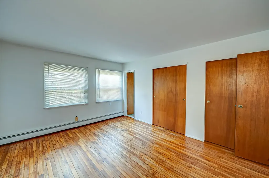 8 Dorchester Drive Coram NY 11727