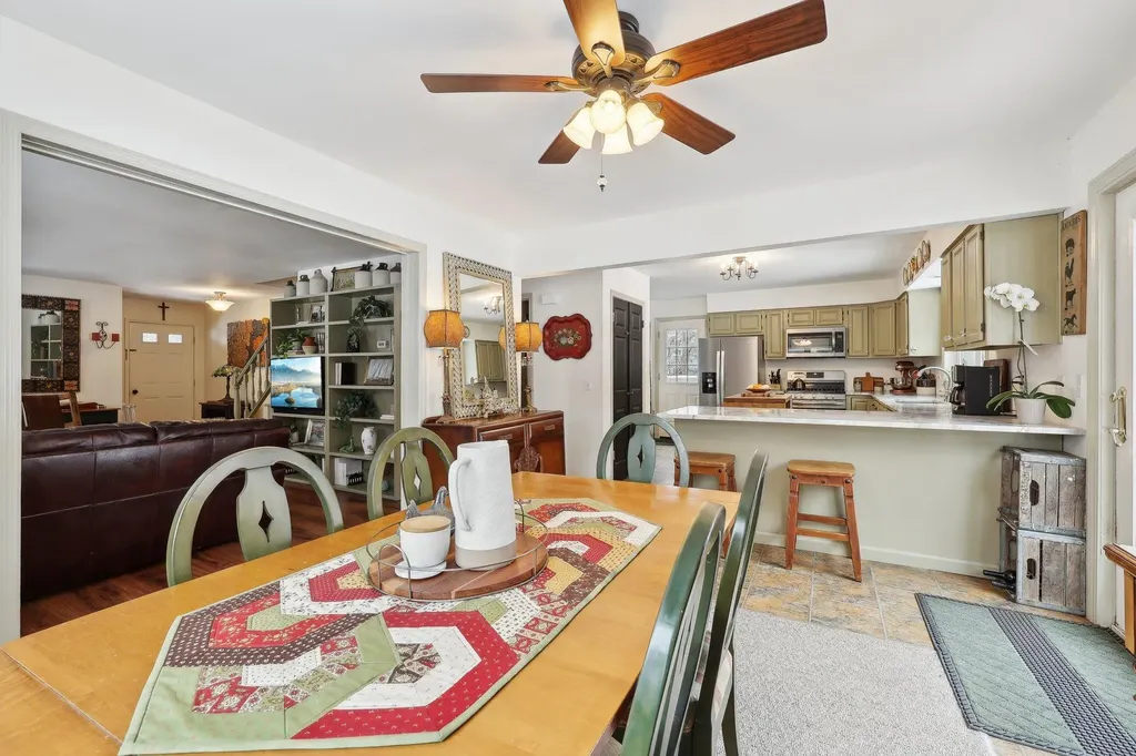 9 Sarvis Lane Newburgh NY 12550