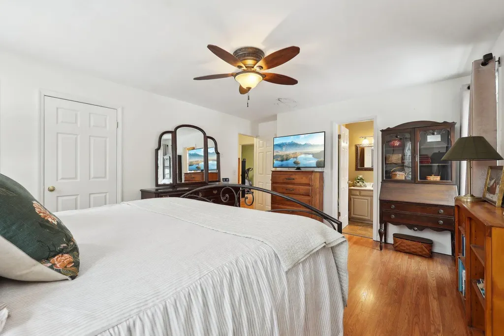 9 Sarvis Lane Newburgh NY 12550