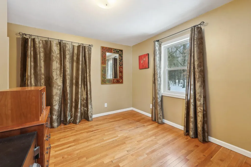 9 Sarvis Lane Newburgh NY 12550