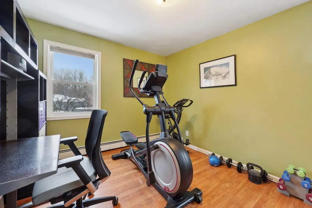 9 Sarvis Lane Newburgh NY 12550
