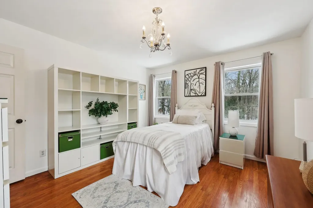9 Sarvis Lane Newburgh NY 12550