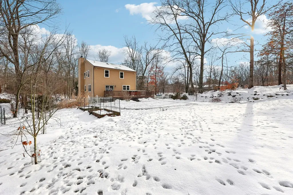 9 Sarvis Lane Newburgh NY 12550