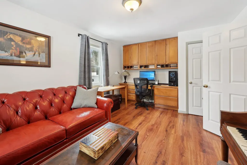 9 Sarvis Lane Newburgh NY 12550