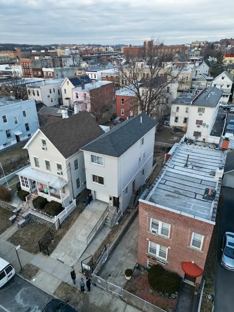 753 E 222nd Street Bronx NY 10467
