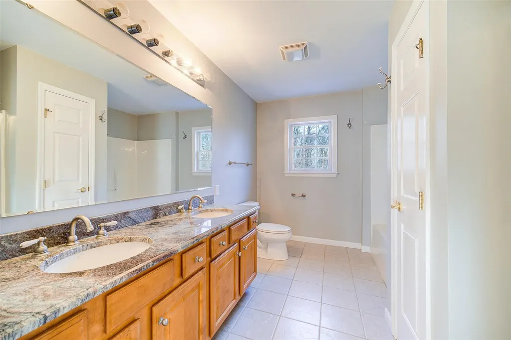 16 Pheasant Run Road Putnam Valley NY 10579