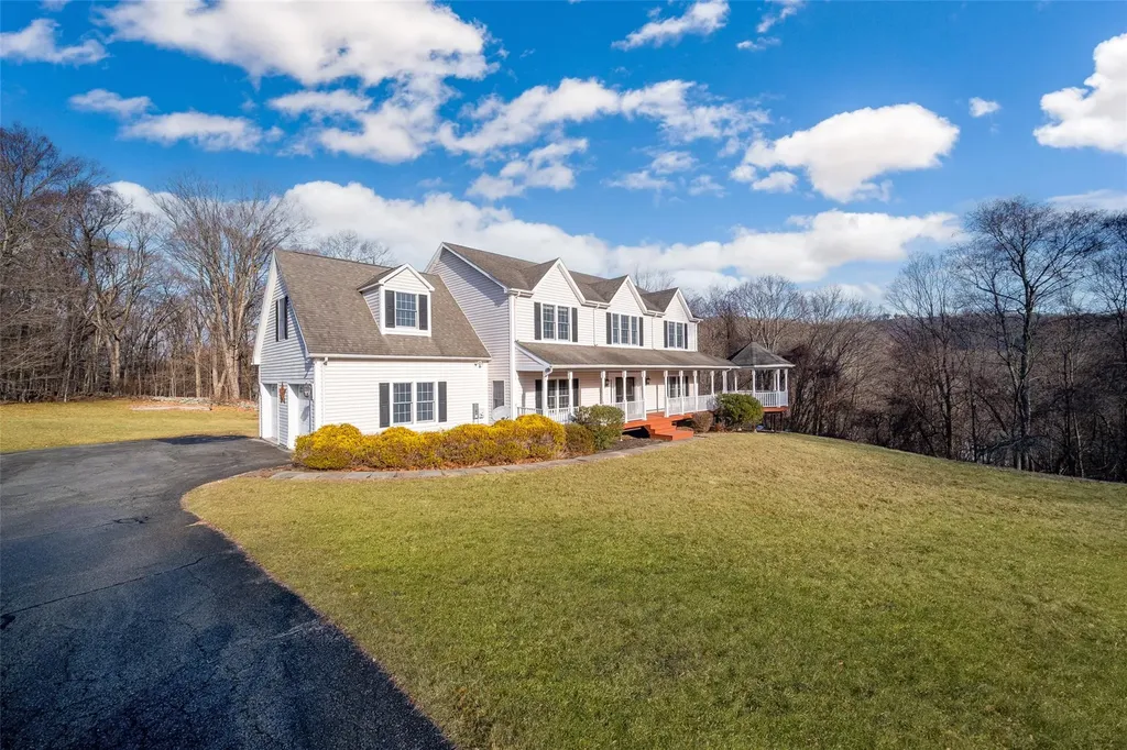 16 Pheasant Run Road Putnam Valley NY 10579