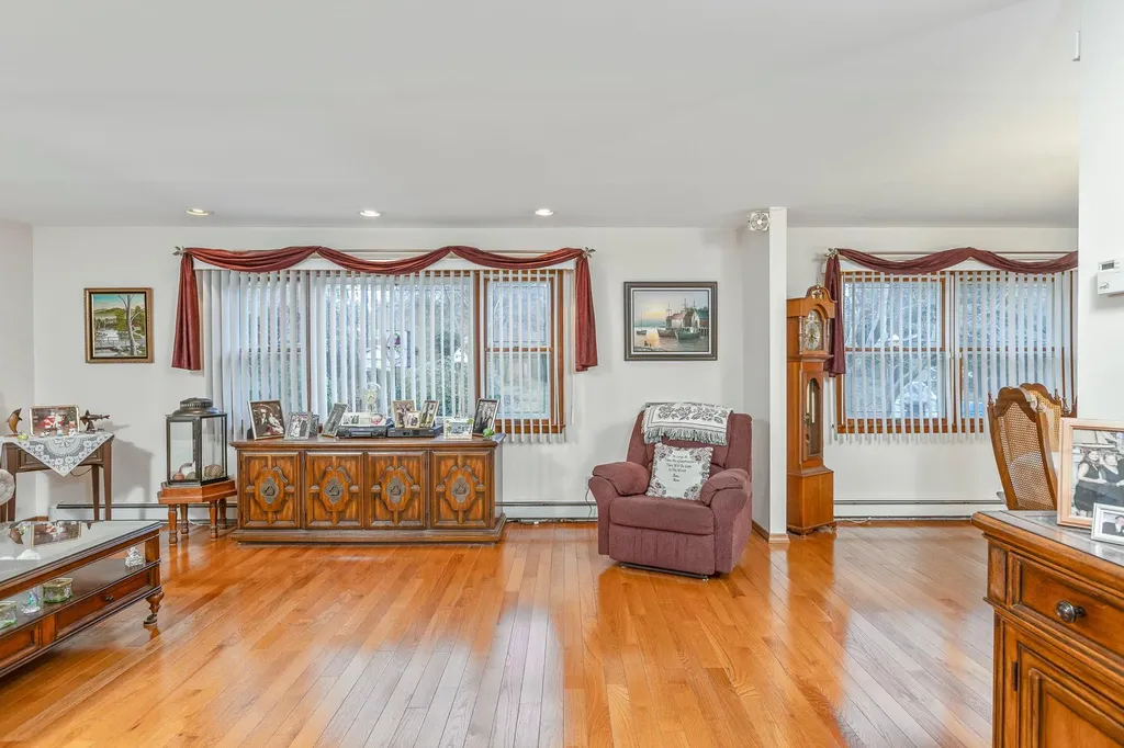 45a Eckernkamp Drive Smithtown NY 11787