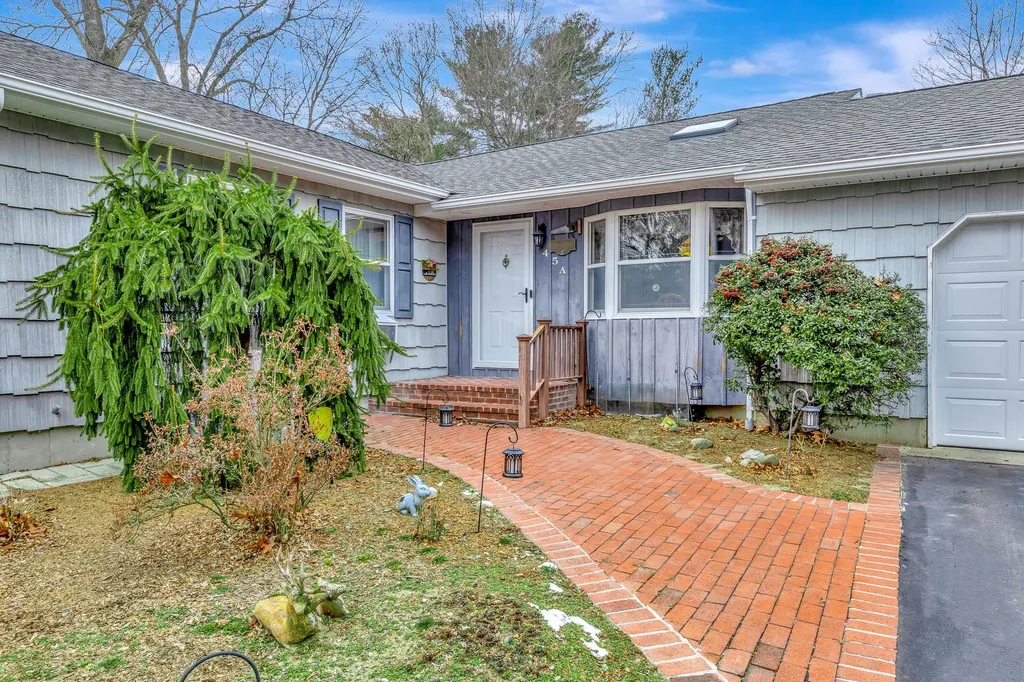 45a Eckernkamp Drive Smithtown NY 11787