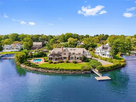 1 Douglas Lane Larchmont NY 10538