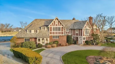 1 Douglas Lane Larchmont NY 10538