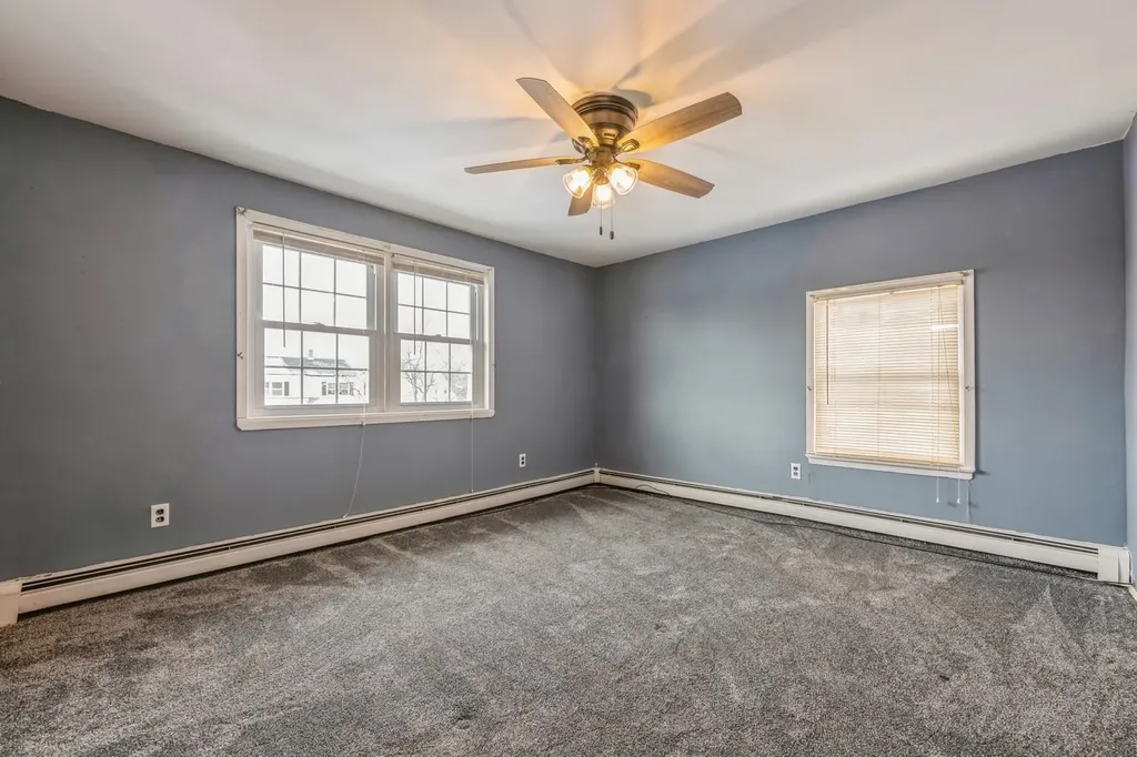 73 Rope Lane Levittown NY 11756