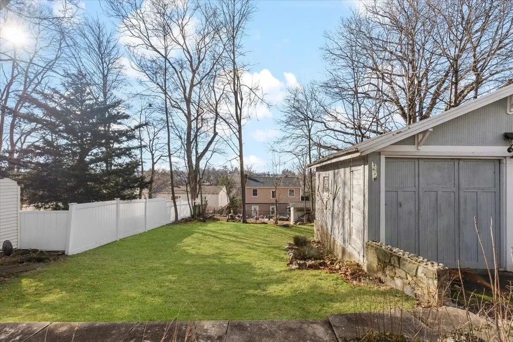 31 Mount Morris Avenue White Plains NY 10604