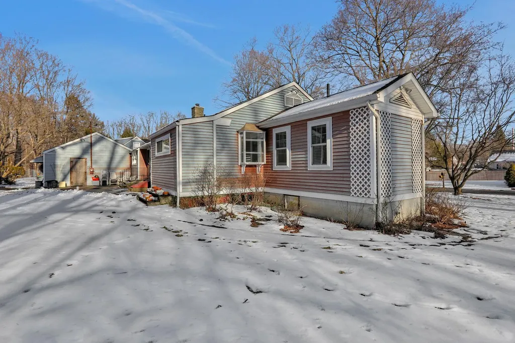 6 Staples Lane New Windsor NY 12553