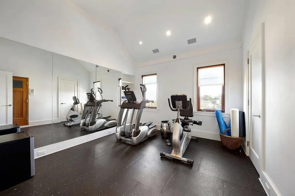 127 Dune Road Westhampton Beach NY 11978