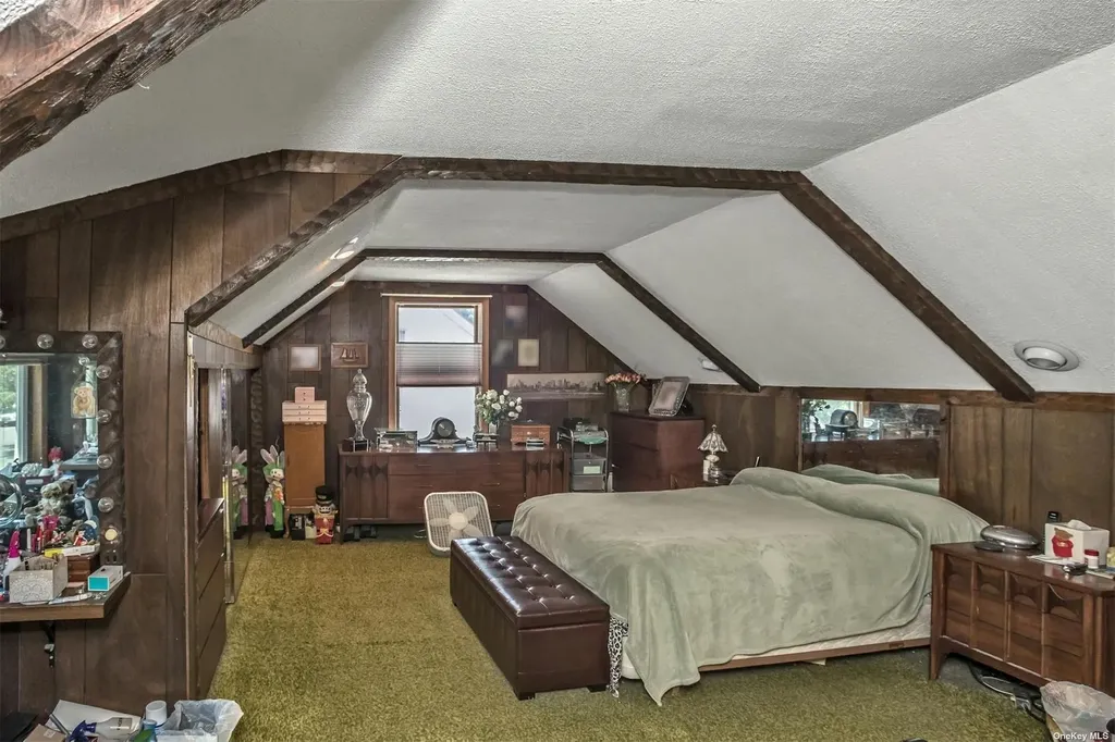 27 Morris Parkway Valley Stream NY 11580