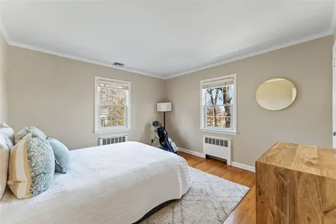 120 Siwanoy Boulevard Eastchester NY 10709