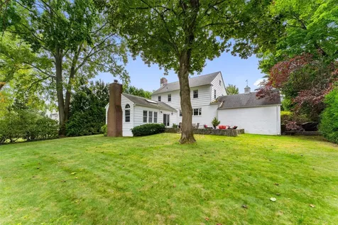 120 Siwanoy Boulevard Eastchester NY 10709