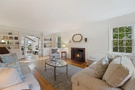 120 Siwanoy Boulevard Eastchester NY 10709