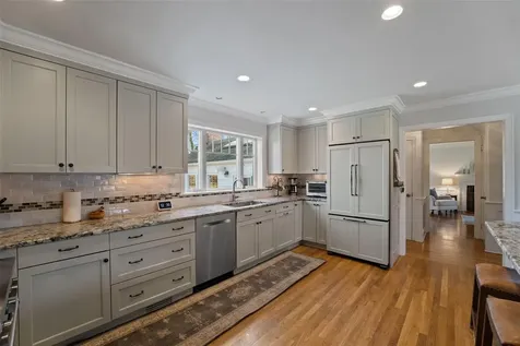 120 Siwanoy Boulevard Eastchester NY 10709