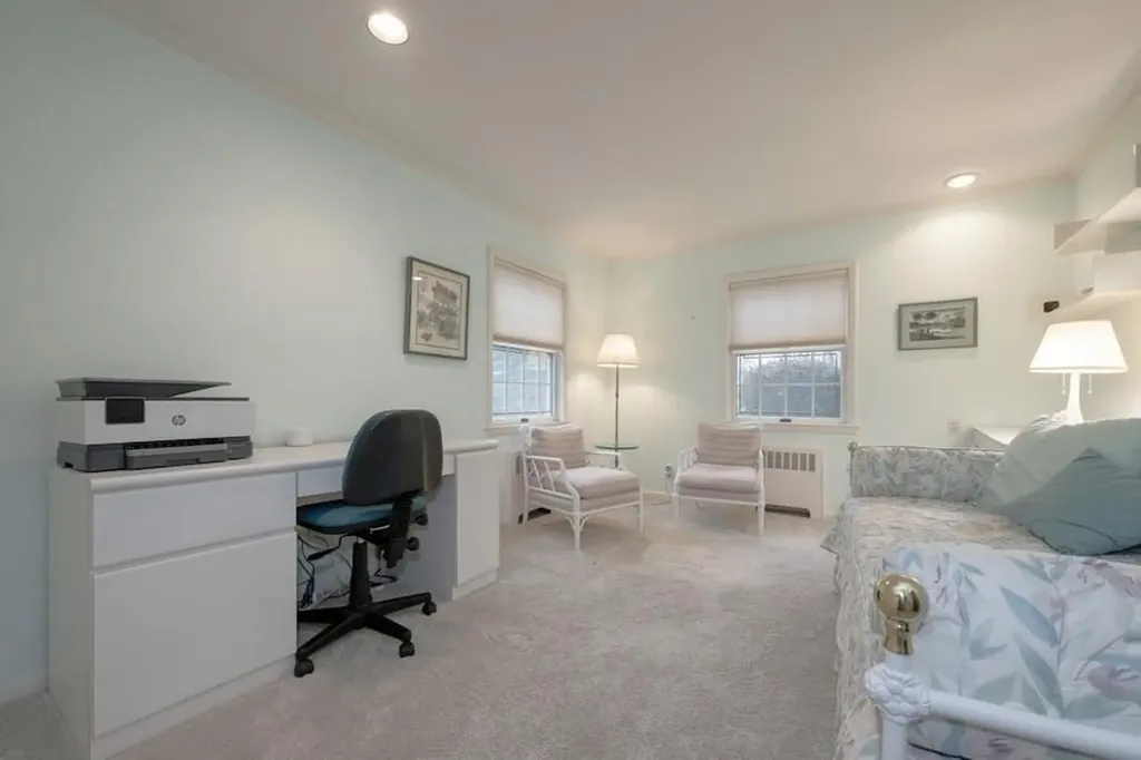 7 Kings Drive Old Westbury NY 11568