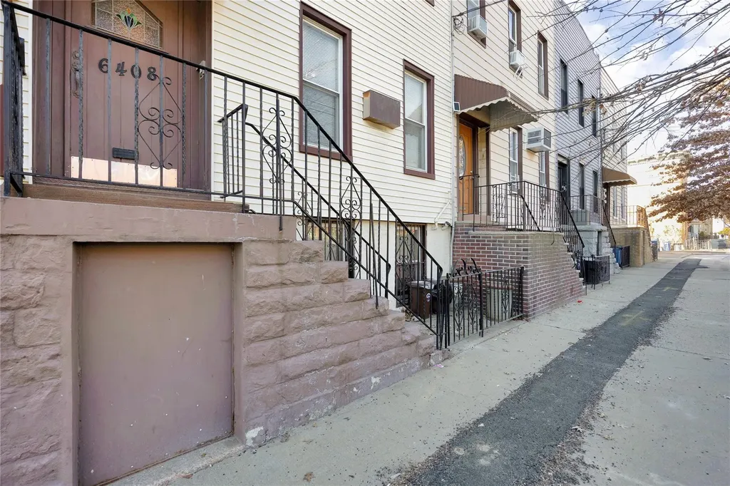 6408 60th Place Ridgewood NY 11385