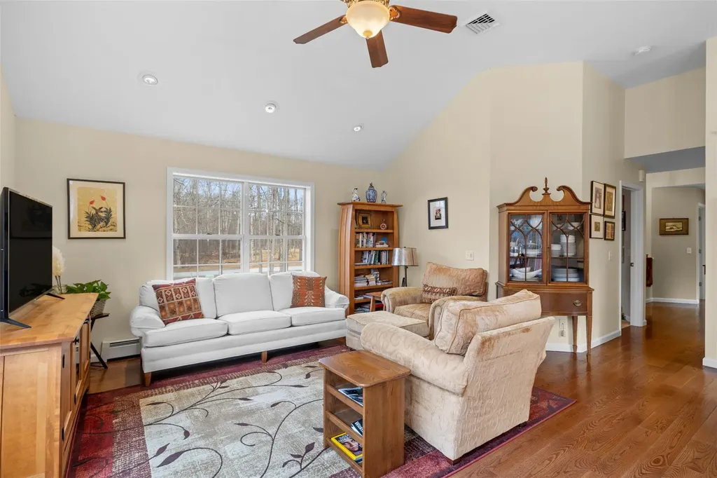 64 Stella Drive Gardiner NY 12525