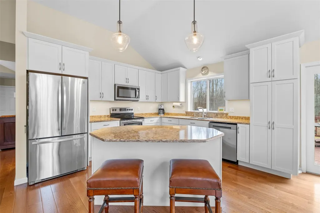 64 Stella Drive Gardiner NY 12525