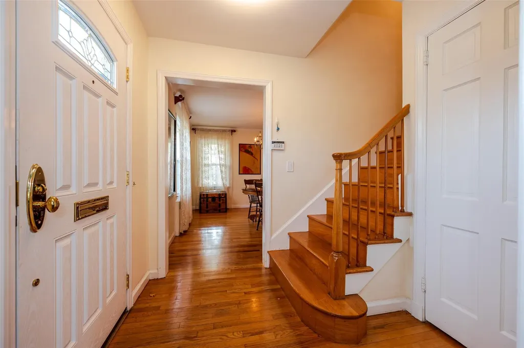 131 Virginia Avenue Freeport NY 11520