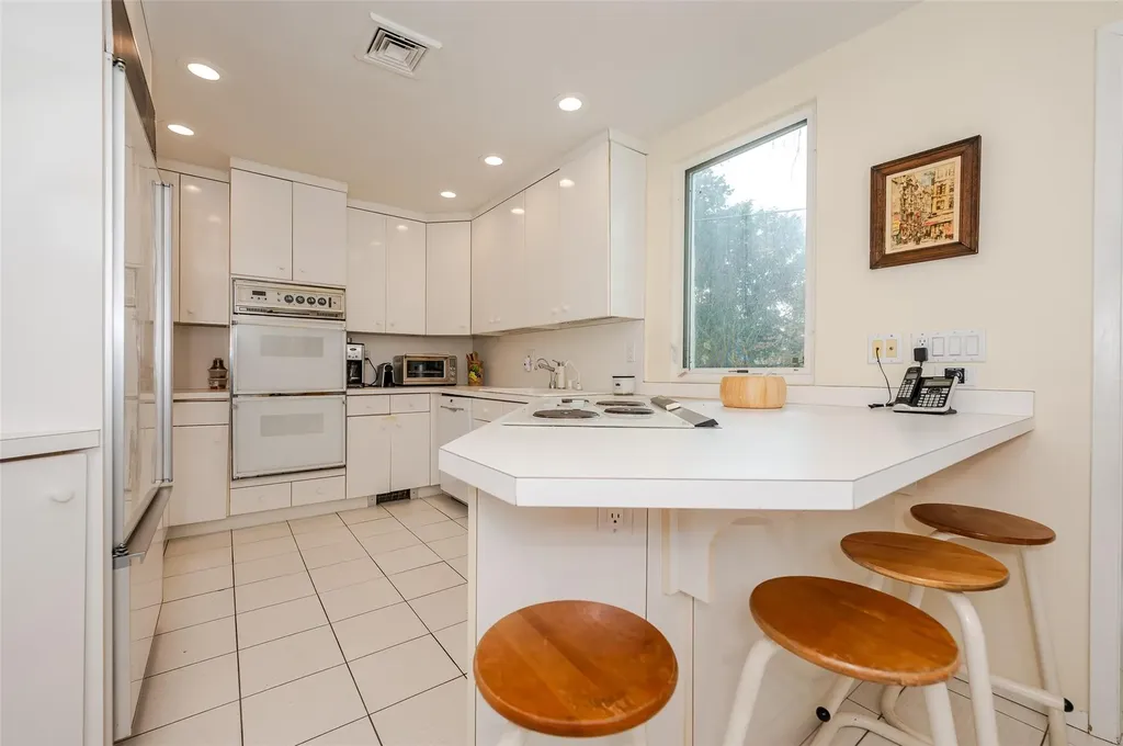 131 Virginia Avenue Freeport NY 11520