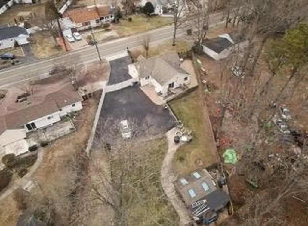 10 Muncey Road Bay Shore NY 11706