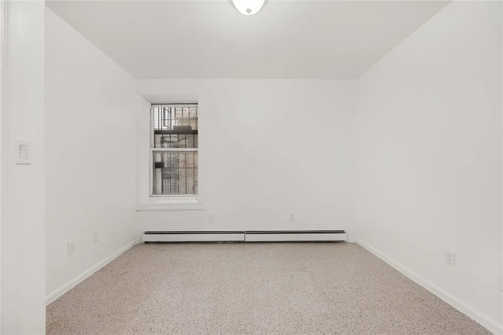 2039 Washington Avenue Bronx NY 10457