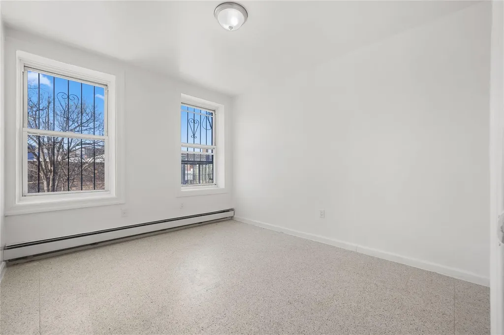 2039 Washington Avenue Bronx NY 10457