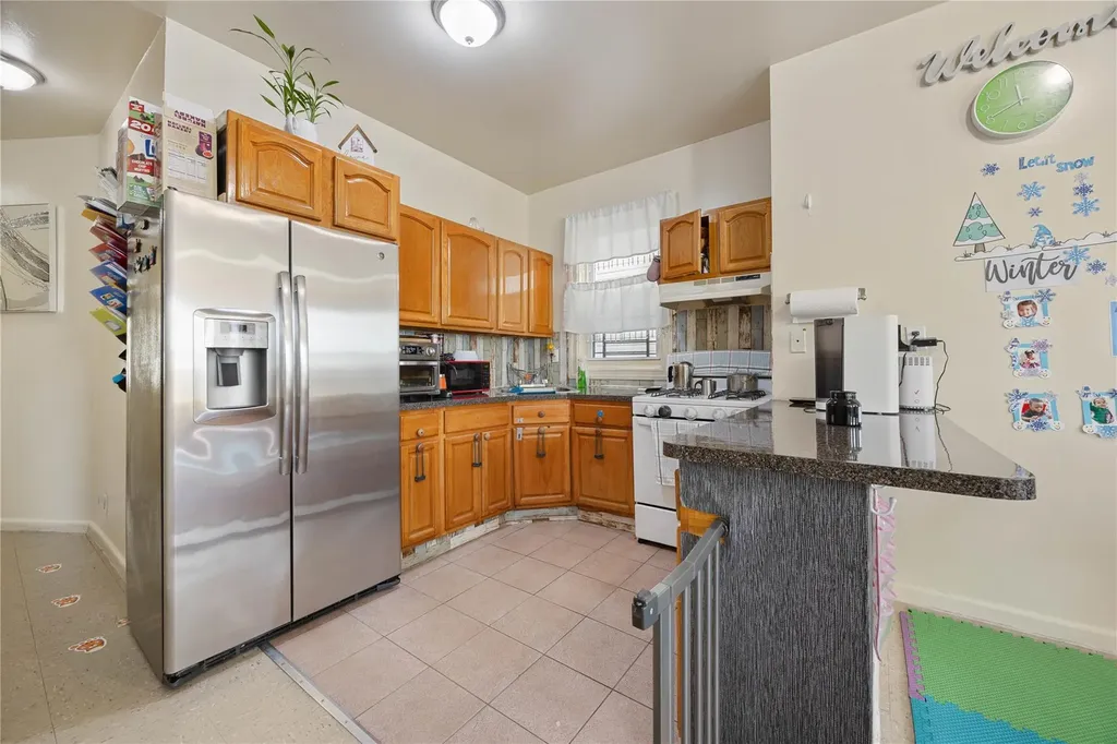 2039 Washington Avenue Bronx NY 10457