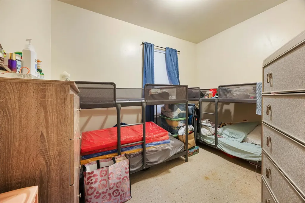 2039 Washington Avenue Bronx NY 10457