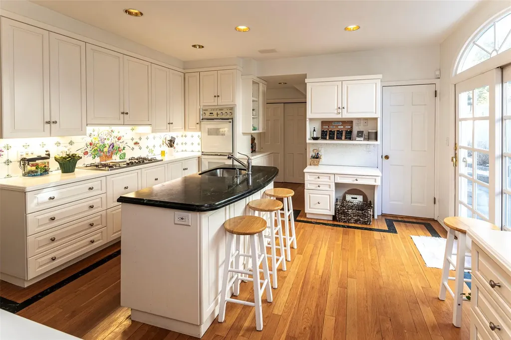 23 Sturgis Road Bronxville NY 10708
