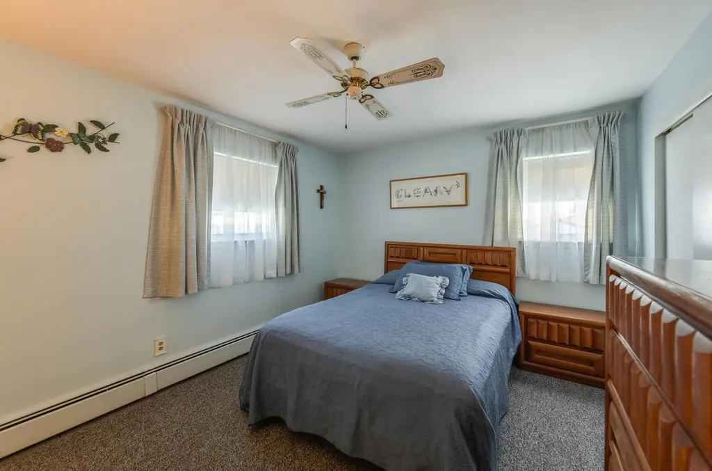 62 Nassau Road Poughkeepsie NY 12601